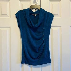 Juniors top, sleeveless, sz Small